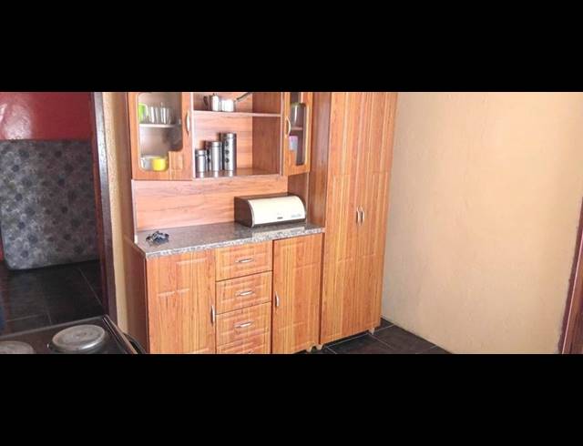 1 BEDROOM HOUSE FOR SALE IN MEADOWLANDS